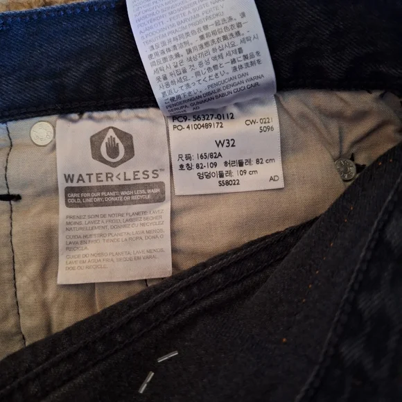 Levi's 501 High Rise Black Short NWT Sz 32 - Picture 6 of 9